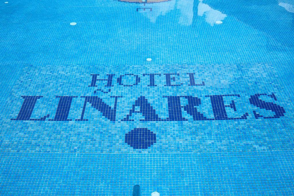 Hotel Linares Poio Esterno foto