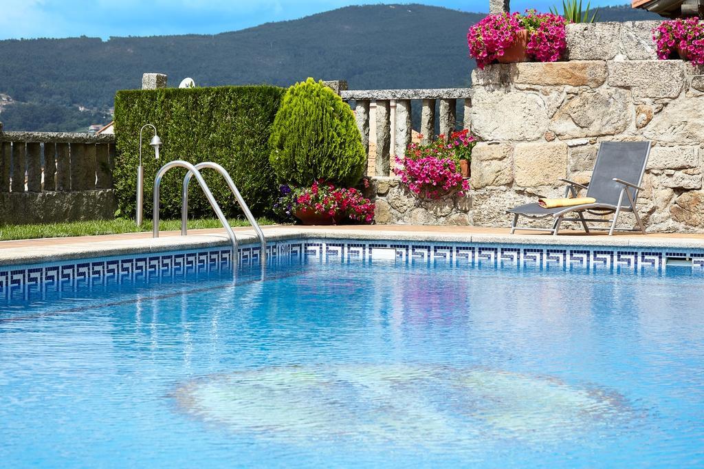 Hotel Linares Poio Esterno foto