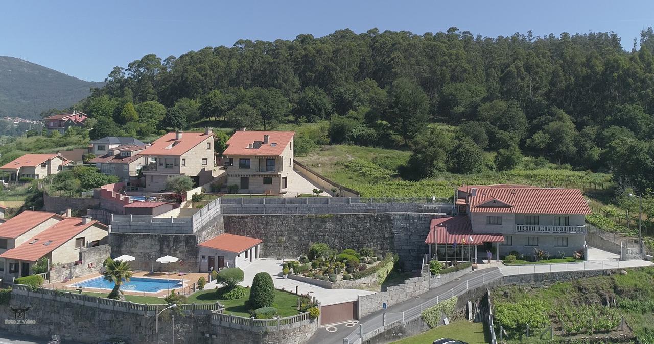 Hotel Linares Poio Esterno foto